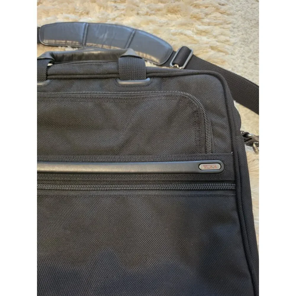 Tumi Men’s Black Ballistic Nylon Zipper Closure Briefcase 2 Way Laptop Bag